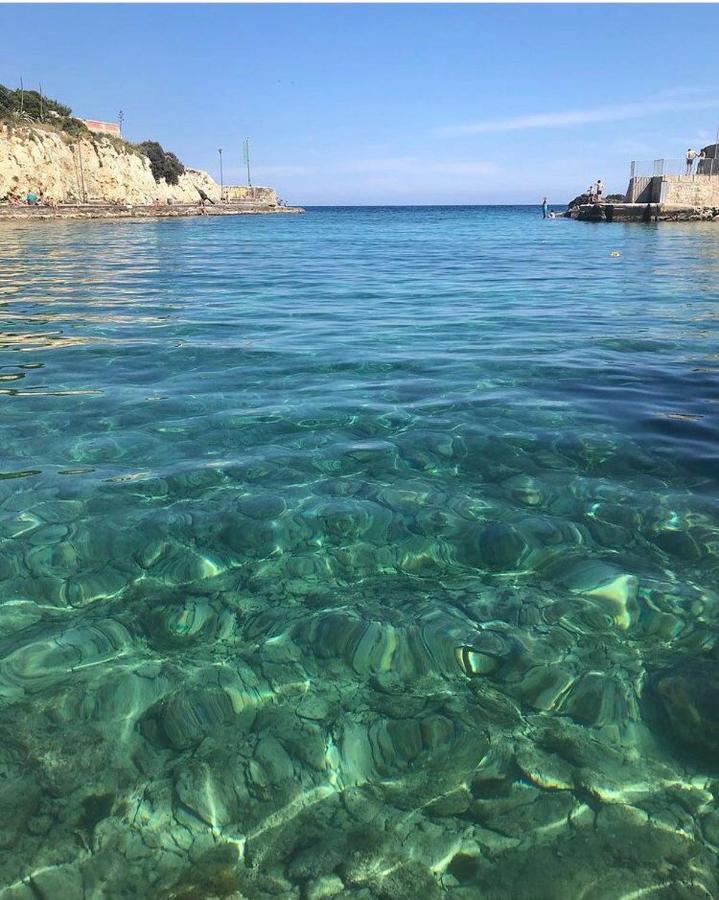 Hotel Adriatico トリカーゼ エクステリア 写真